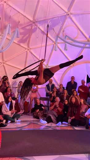 Full Moon Gathering & Drum Circle: Arctic Dreams 🌕 📅 Sat, Jan 3, 2026 ⏰ 6:30pm – 10:45pm 📍 Trilogy Sanctuary Full Moon in Cancer. Join us at Trilogy Sanctuary, under the glowing winter moon for a night of icy elegance, celestial sparkle, and dreamlike Arctic magic. Dress in your Arctic whites, shimmering silvers, icy blues, faux fur, crystals, and moonlit glam. Think polar chic, snow queen energy, northern lights magic. Let the moon guide you into a dream beyond the cold. 🌕❄️ 𓆃 GET YOUR TIC