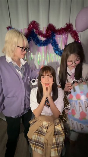 お誕生日の子を中心に楽しくお祝いできてますか➰💗今回はこの3人がお祝い方法を教えてくれました🤓🎈✨💚小川奈々子　@nachico_ct1001🧡南なつ　@natsu_ct0317💜宮野静　@shizuka_ct0530💃TikTokで観るhttps://t.co/SYIC52TMeU🎥はぴばうMVを観るhttps://t.co/wOpBZVE5UN🎧はぴばうを聴くhttps://t.co/iH0q8Ix7OA#きゃんちゅーはぴばう#CANDYTUNE #きゃんちゅー