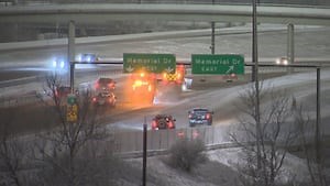 Heavy, wet snow creates tough driving conditions in Calgary