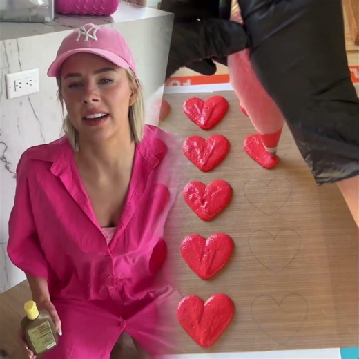 It’s a new jump scare every morning #utahmom #utahmoms #summertime #splashpad #sahm #MomsofTikT