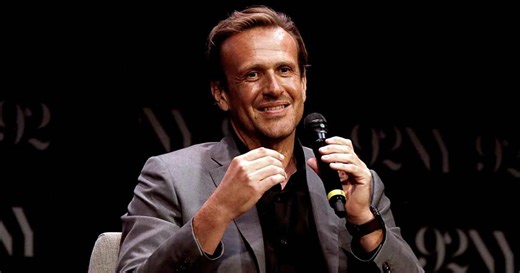 Jason Segel shares reason behind leaving Hollywood life for 'little country town' after 'HIMYM' success