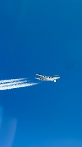 Croisement avec un A380 à 12000m d’altitude ✈️ 900km/h chacun —> vitesse de croisement 1800km/h ! 🚀 #avgeek #aviation #a380 #Airbus #etihad #boeing #aviation_lovers #aviationworld | Les Vols de Max - Pilote & Photographe
