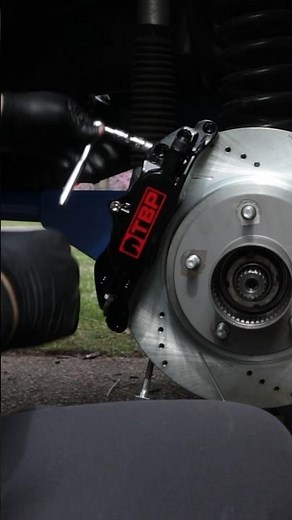 Early Bronco disc brake upgrade