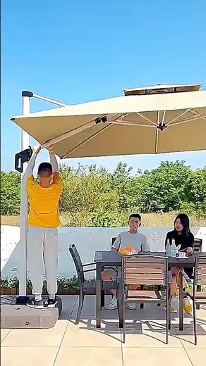 Patio Umbrella Review | Windproof, Fade-Proof, LED Lighting – Factory Direct & Custom-Made!