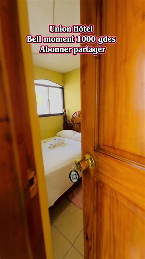 ✨🔥Union Hotel 🍹🍝 Vini pase yon bèl moman ak nou H • I y a 20 h Chanm san klima - 1,000 Gdes Nuit 🔥@Show Lakay Officiel 😂 Chanm san klima - 4,000 Gdes Ak klimatizè Opsyon espesyal - 100 US Bon sèvis • Bon anbyans • Sekirite 24/24 Rezève kounye a! 34437080