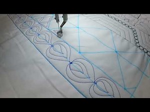 Easy triangle Border Free motion Quilting