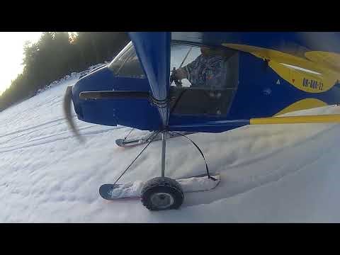 Vzlet proti 8-10% kopci. Vzlet do kopce.