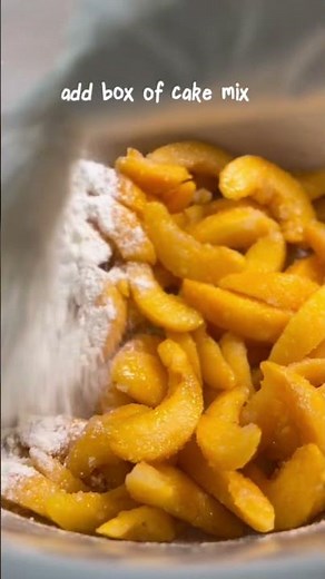 Crockpot Peach Cobbler