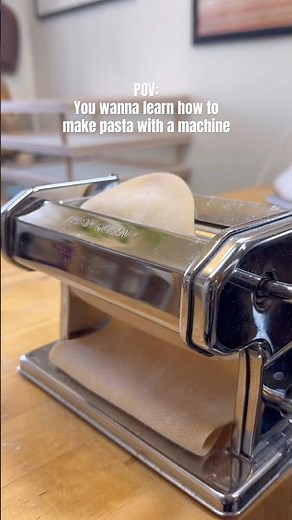 Making Pasta with a Machine #pasta #shorts