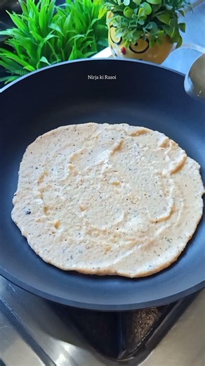 jhatpat banae masoor dal chilla/tasty and easy recipe 😋#viral #shots #nirja ki Rasoi