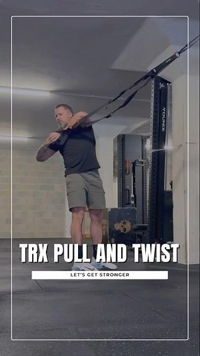TRX Pull And Twist