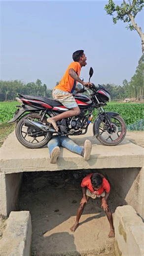 The car wheel got stuck.