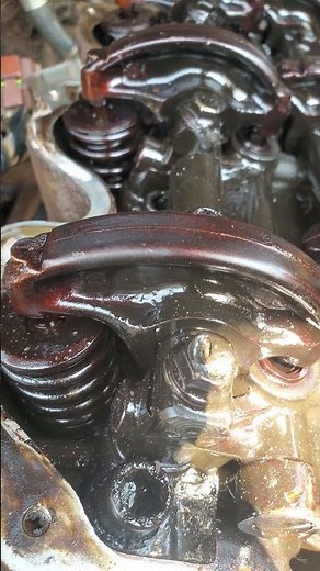 Vg33e Nissan engine rebuild. #nissan #enginerebuild #garage #carguy #serivce #cartips #enginetips