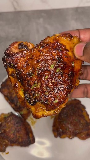 Delicious Honey Lemon Garlic Chicken Thighs Recipe