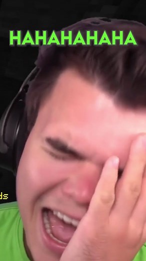 We played in a MINECRAFT WORLD that was SHRINKING!! 😱😳 #jelly #funnymoments #sketch #minecraft #minecraftmods