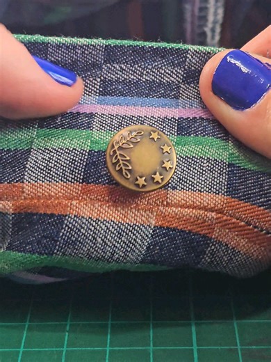 Using Jeans Buttons for Easy DIY Trousers Repair