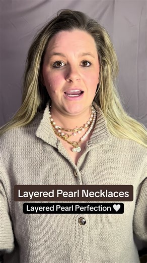 Faux pearl decorated layered necklace set—classic, versatile, and chic. @Fanyou Jewelry #jewelry #necklaces #pearls #womensfashion #layerednecklace