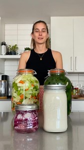 5 things that surprised me once I started fermenting 🥒🫙🍓 How little it takes to get started 🧂 → just salt, water, and some veggies—no fancy equipment needed. The wild and exciting flavors you can’t get anywhere else 🍍 → fermentation creates incredibly unique umami-rich, tangy and complex flavors — nothing like store-bought. How much better my digestion got 🥰 → incorporating fermented foods into your diet is such a great way to support a healthy gut microbiome — happy gut, happy me How addi