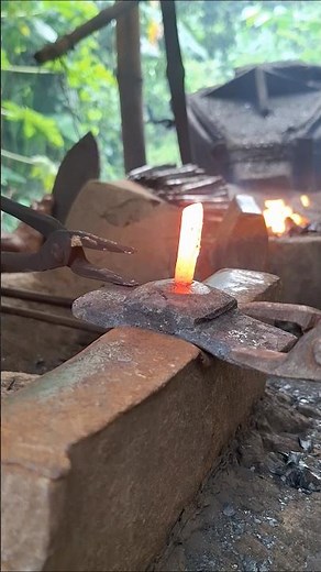 Amazing Blacksmith Crafting Process | Traditional Iron Forging Skills