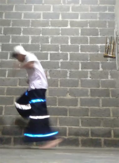 Explore the Melbourne Shuffle Dance Style