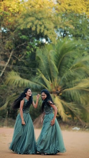 Twins👯‍♀️ | Kachara badham ✨🌜 Cam @milestone.weddings @ponnu_ponnamah @_vavz__ | Instagram
