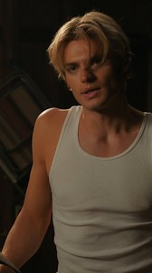 Den her scene, det her kys! Sæson 2 af My Life with the Walter Boys lander i næste uge 😍 Er du klar? | Netflix