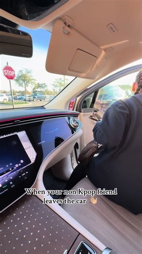 Bye 👋🏼 😘 #kpop #straykids #mercedesbenz #스트레이키즈 #MBCreator 💜 | kpop