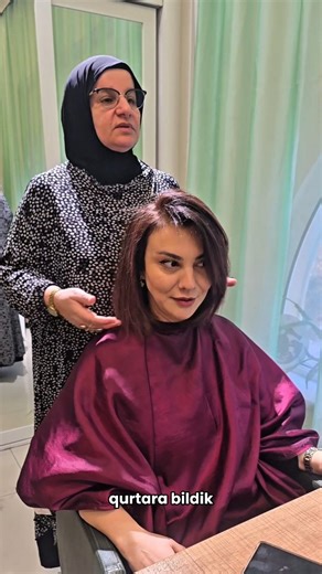 Melahet Jafarova 🇦🇿 Azerbaijan on Instagram: ""Haradan haraya" dedirdəcək bir video, bir kəsim, bir dəyişim 😉 Yazılmaq üçün ▪ 0773109292 ✂️ Xidmətlərimiz ▪ Gəlinlərin bəzədilməsi ▪ Ziyafət saçı və makiyajı ▪ Saç kəsimi və ukladka ▪ Saçın boyanması ▪ Botoks saç düzləşdirilməsi ▪ Düz saçın kimyəvi üsulla burulması #melahetceferova #azerbaijan #hairstyles #haircut"