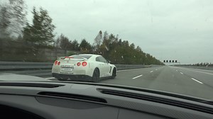 🏁🏆👏Brutal streetrace Porsche 918 Spyder vs AMS Alpha Nissan GTR 1300 HP #nissan #gtr #gtrr35 #r35 #porsche #porsche918 #918spyder #918 #rollrace #racing #srreetrace #race #racing | GTBOARD.com