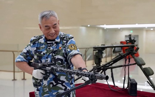 通用机枪开拓者，跟杨老师一起体验德国MG34通用机枪！