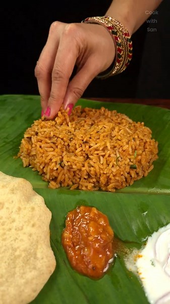 Instant Onion Garlic Rice 🧅🧄🍚🔥 #asmrcooking #viral #cooking #shorts