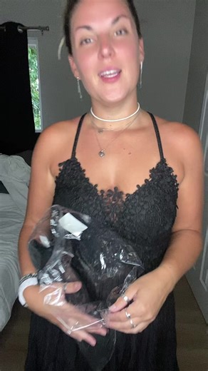 Final Outfit Try-On: Stylish Bodycon Dress Review