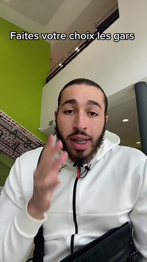 Choix difficile : marié et en situation critique