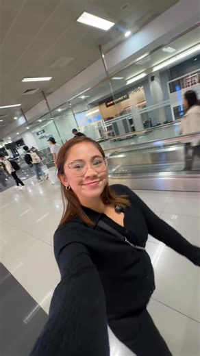 Taiwan must have: EASY CARD! Here’s a detailed guide about getting easy card, where to purchase and reload! Save this video for your Taiwan trip. 🫰💕 Klook Code: 𝗗𝗢𝗖𝗦𝗔𝗠𝗠𝗬𝗞𝗟𝗢𝗢𝗞 Hotel Code: 𝐒𝐀𝐌𝐌𝐘𝐀𝐆𝐎𝐃𝐀 Activity Code: 𝐒𝐀𝐌𝐀𝐂𝐓𝐈𝐕𝐈𝐓𝐘 #easycard #taiwanvlog #taiwanguide #taoyuanairport #docsammyintaiwan | DocSammy Travels