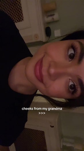 Cheek Trend: Exploring the Latest Cheek-focused Memes and TikToks