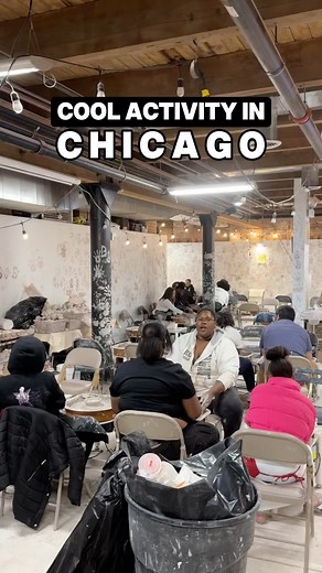 Who’s ever done a spinning wheel pottery class? @colorcocktailfactory, located in Pilsen, offers beginner BYOB pottery classes where they teach you the basics from professional artists! During the first class, you spin your art piece and when you pick it up within 4-30 days, you can paint it! 🎨 #chicagogram #chicagoart #chicagofun #thingstodoinchicago #chicagoclasses #chicagopottery #chicagobucketlist #chicagoactivities #pilsen #pilsenchicago #potteryclass #choosechicago | Kaylee Jo Chicago