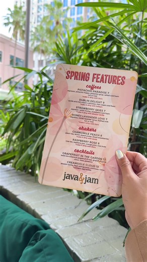 Breakfast📍Java & Jam in Las Olas! This local favorite has some delicious Spring Features you’re going to love! 📲 Share this video with your foodie friend & get ready for a flavorful breakfast 🤤 #fortlauderdalefoodies #fortlauderdalefoodie #lasolasblvd #franfluenced #southflowithfran