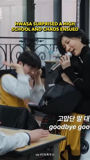 NextShark on Instagram: "living the dreaaammm⁠ ⁠ On a segment called 'After School Music Time" from Chorogusan (초록우산 / Green Umbrella), Hwasa surprised a high school class, answering their questions and holding a little mini concert for them.⁠ ⁠ Hwasa is a k-pop singer, songwriter, and television personality. She recently went viral for her song 'Goodbye' and on-stage moment with actor Park Jeong-min (박정민).⁠ ⁠ Chaos ensued at the high schoolers, but it was truly a wholesome moment.⁠ ⁠ 📷Source b