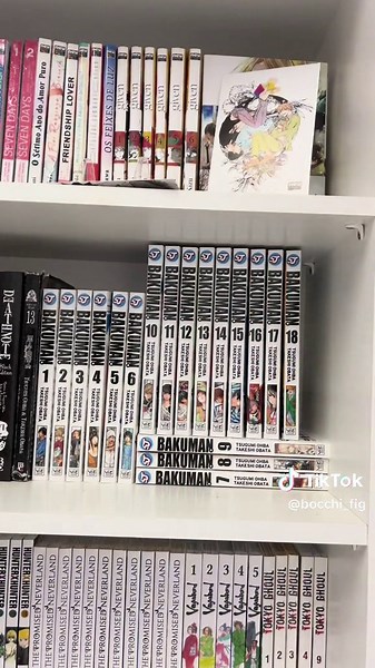 Amo amo #manga #mangá #collection #boxset #estantedelivros #bakuman #bakumanmanga #deathnote #ligthyagami #L #deathnotemanga
