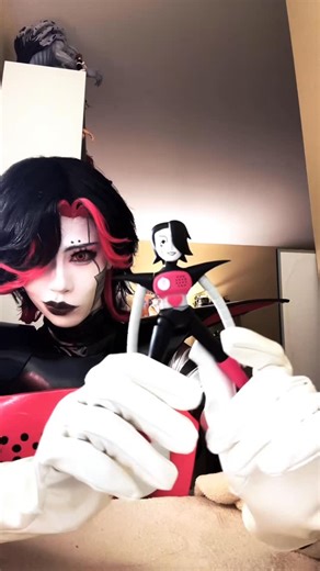 Peach on Instagram: "#Undertale #mettaton #figure #mettatonex #cosplay #mtt #mttex #undertalemettaton #mettatonundertale #undertalecosplay #mettatoncosplay #mettatonexcosplay"