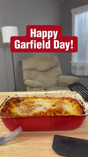 Adorable Garfield and Odie Costumes for Kids