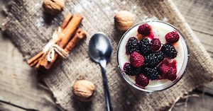 Panna cotta aux fruits rouges et crème de cassis