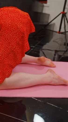 Deep Tissue Relief: Satisfying Massage Techniques for Back and Hips