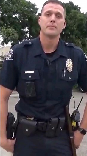 *THREATENED WITH ARREST FOR RECORDING ON SIDEWALK* VENTURA CA*