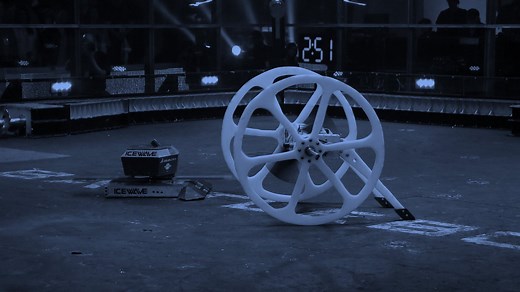 HUGE vs. Icewave - 2018 Fight #4 | Blog | Team HUGE Battlebots Blog