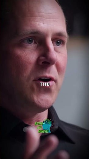 Confident vs Unconfident People... - Chase Hughes #humanbehavior #psychologyfacts #lifeadvice