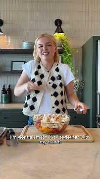 Rosie Kellett is here showing us this cold Tomato Soup that serves a crowd on a budget!