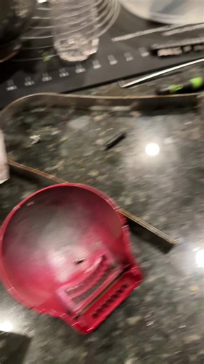 Kitchenaid is getting serviced… also don’t mind the last bit of the video hahahaha #kitchenaidmaintenance #kitchenaid #servicetime #thanksbabe