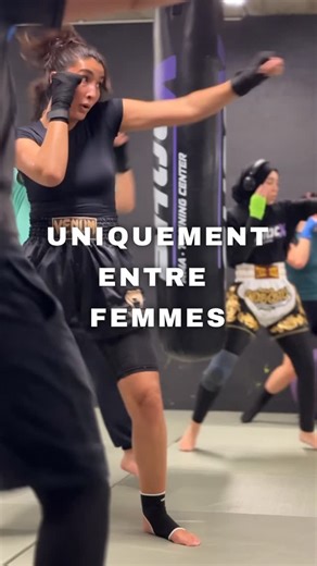 Shocx MMA on Instagram: "Cours de boxe thaï 100% dédiés aux femmes  Une ambiance bienveillante, un cadre sécurisé, encadré par des professionnels passionnés. Que tu sois débutante ou déjà sportive, tu es la bienvenue !   Adresse : SHOCX, Rue Reimond Stijns 99, 1080 Bruxelles  Horaire des cours : du lundi au samedi Séances le matin et en soirée.  @sara_shmn"