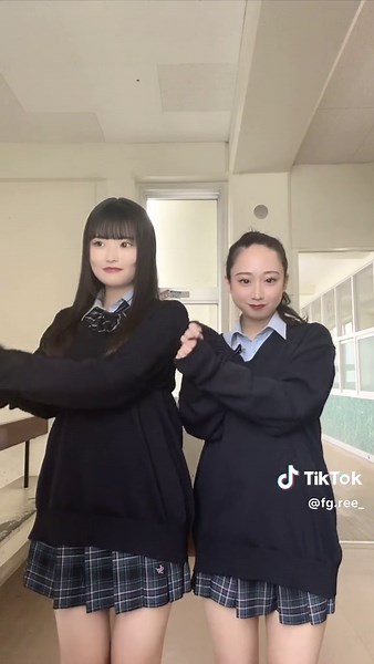 桜丘中学 制服と高校生活: 桜ヶ丘生徒会や行うべきか？